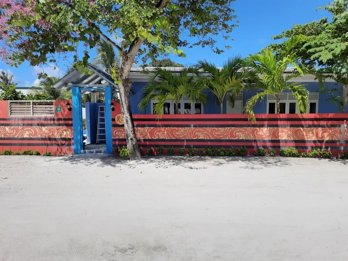 Royal Beach Dhigurah ディグラ エクステリア 写真