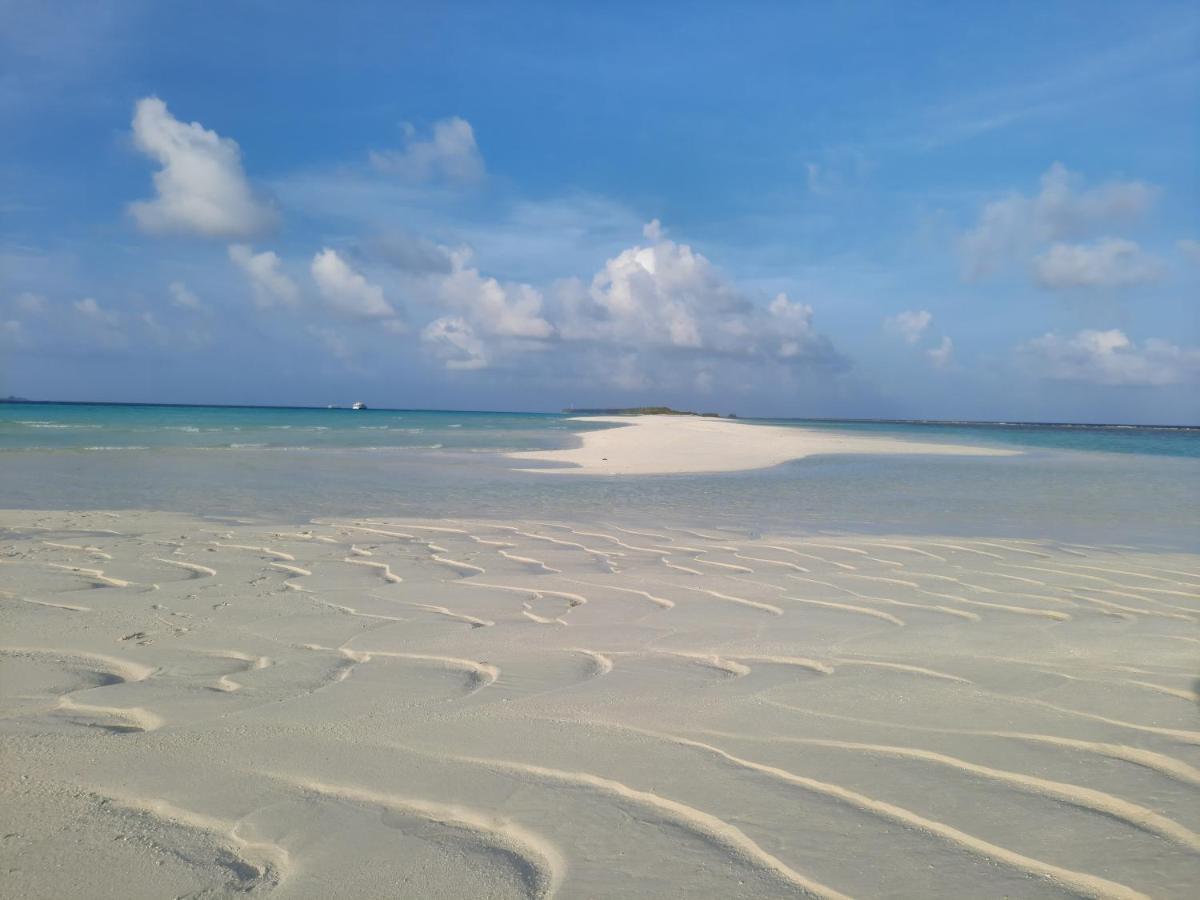 Royal Beach Dhigurah ディグラ エクステリア 写真